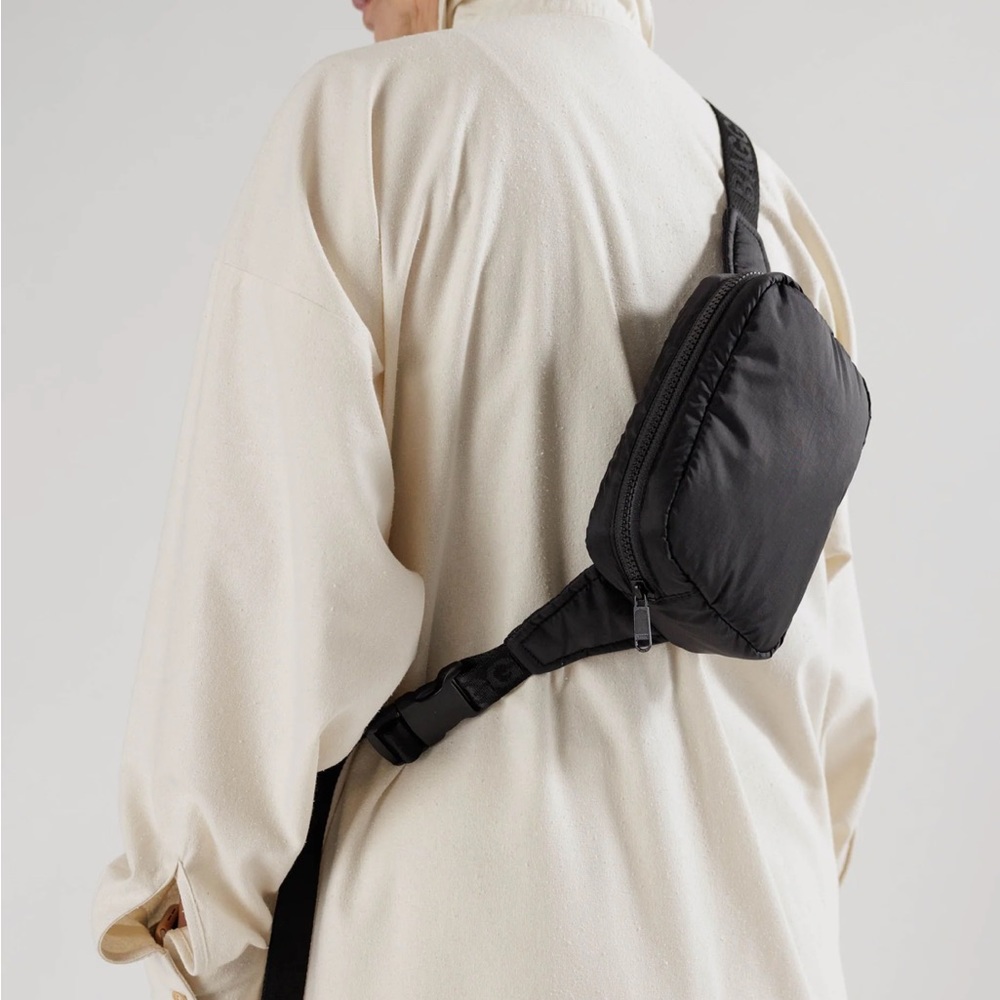 BAGGU puffy Fanny pack
